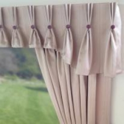 Shaped Pinch Valances with Buttons Product Image